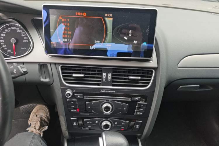 Used Audi A4L 2013 35 TFSI Automatic Standard Model Audio And AC Panel