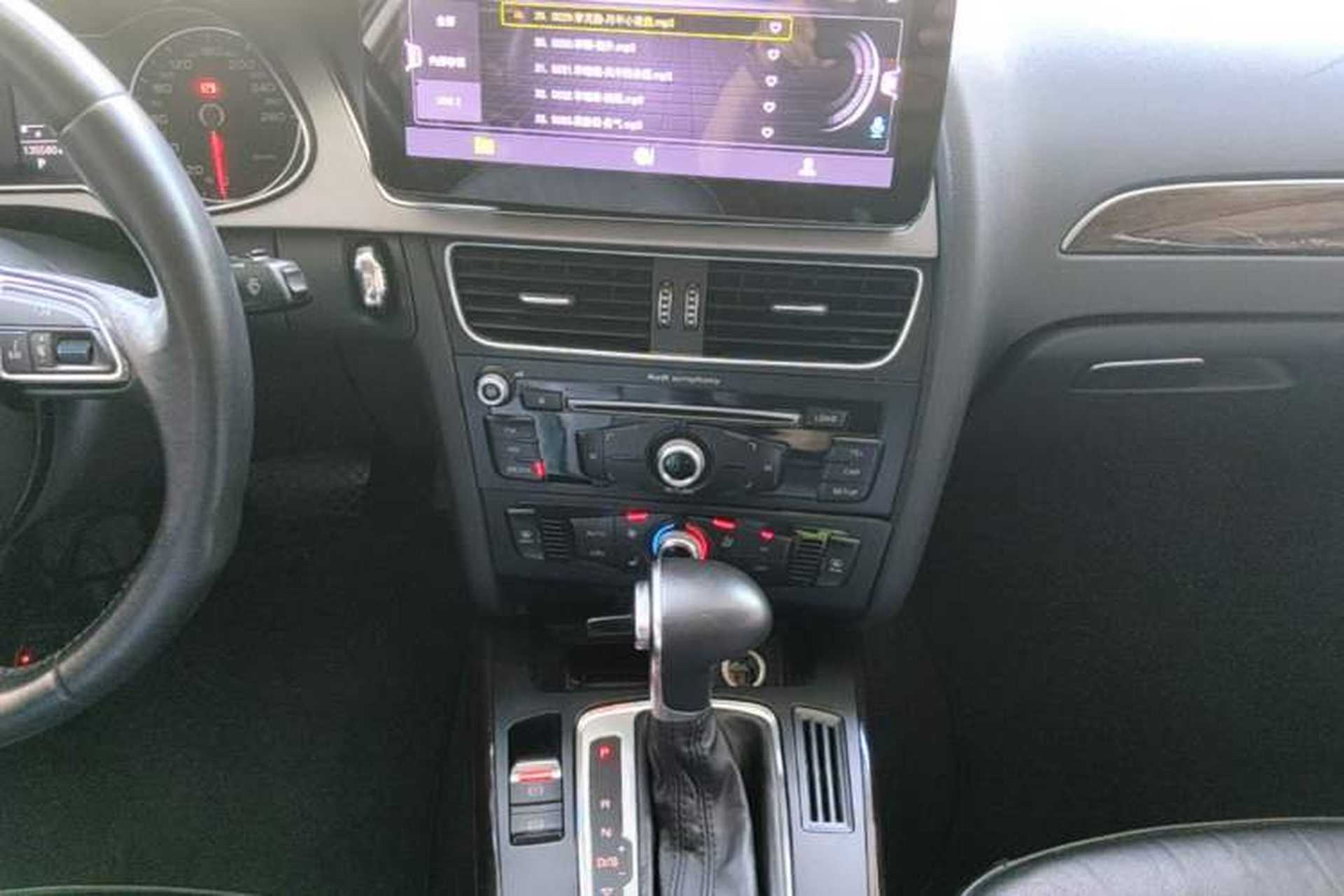 Used Audi A4L 2013 35 TFSI Automatic Standard Model Audio And AC Panel