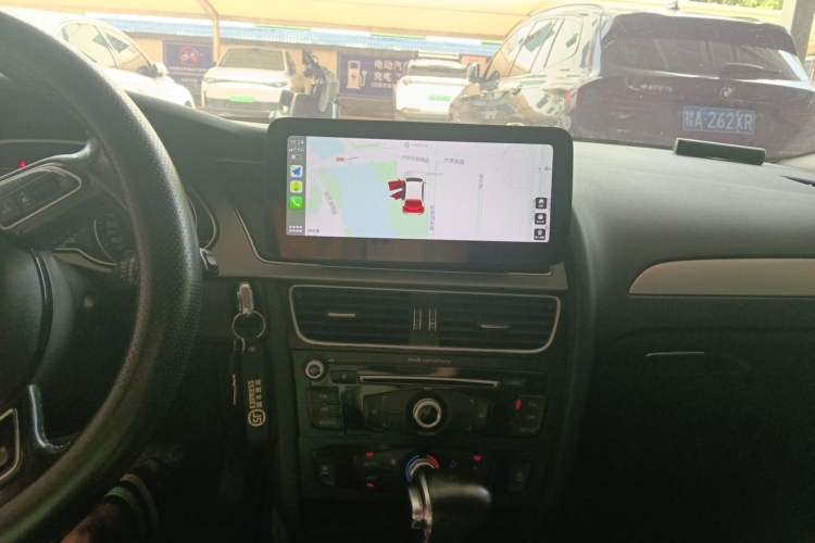 Used Audi A4L 2013 35 TFSI Automatic Standard Model Audio And AC Panel