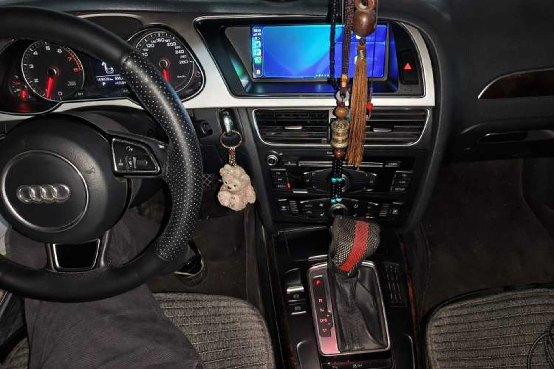 Used Audi A4L 2013 35 TFSI Automatic Comfort Model Audio And AC Panel