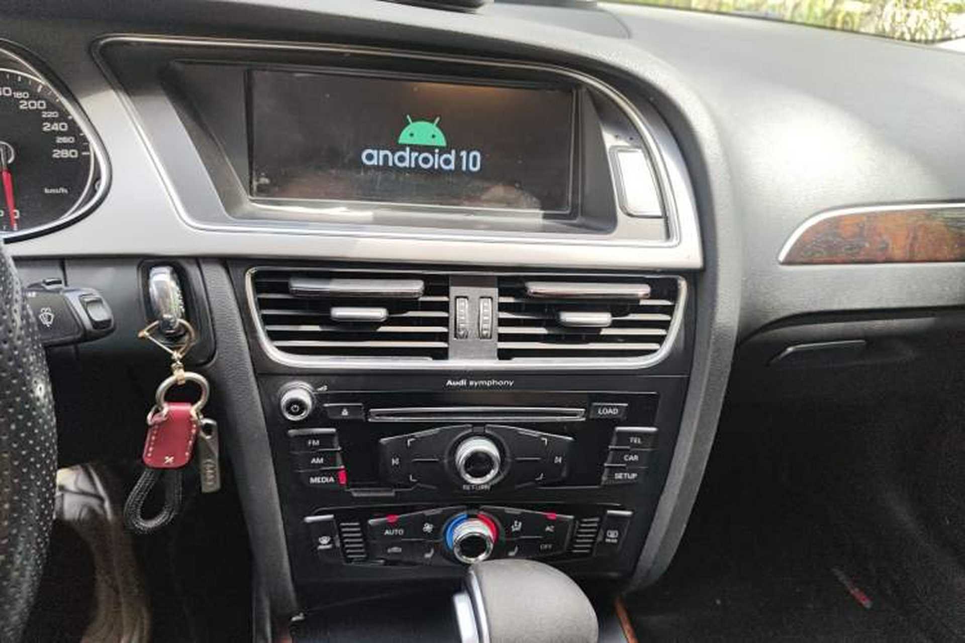 Used Audi A4L 2013 35 TFSI Automatic Standard Model Audio And AC Panel