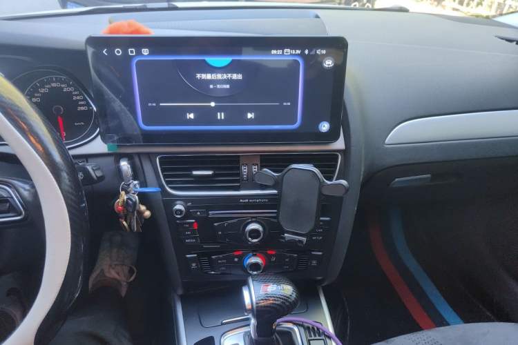 Used Audi A4L 2013 35 TFSI Automatic Standard Model Audio And AC Panel