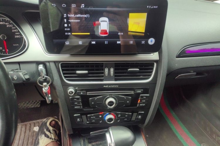 Used Audi A4L 2013 35 TFSI Automatic Comfort Model Audio And AC Panel