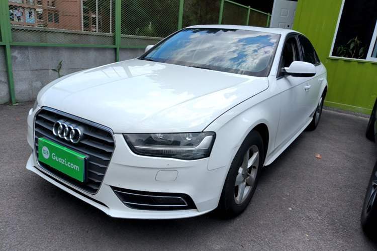 Used Audi A4L 2013 30 TFSI Automatic Comfort Model Guazi used car, China used car export, Used car for sale, Used  cars, Cheapest cars for sale
