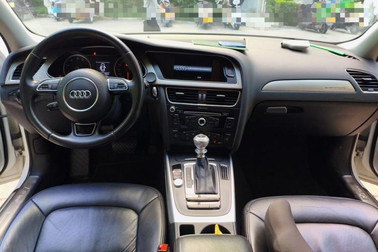 Used Audi A4L 2013 40 TFSI quattro Individual Sport Edition Center Console