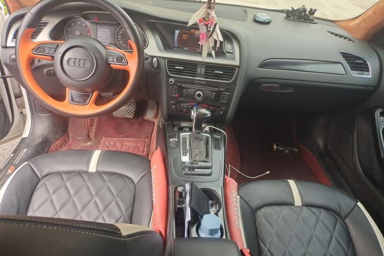 Used Audi A4L 2013 35 TFSI Automatic Standard Model Center Console