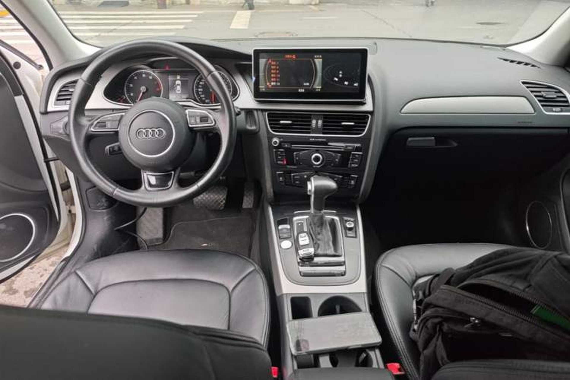 Used Audi A4L 2013 35 TFSI Automatic Standard Model Center Console