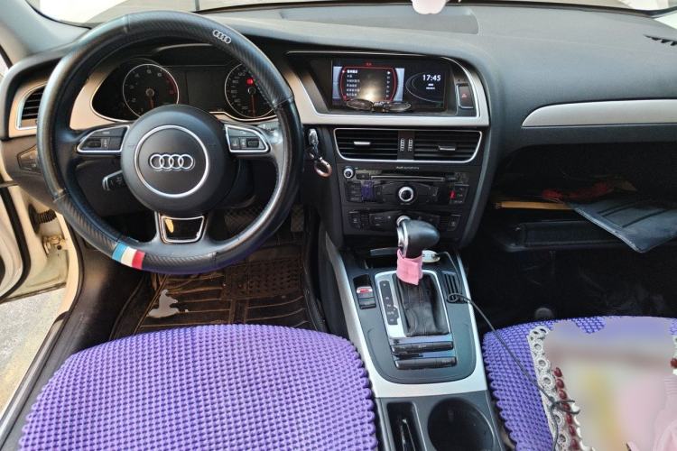 Used Audi A4L 2013 35 TFSI Automatic Standard Model Center Console