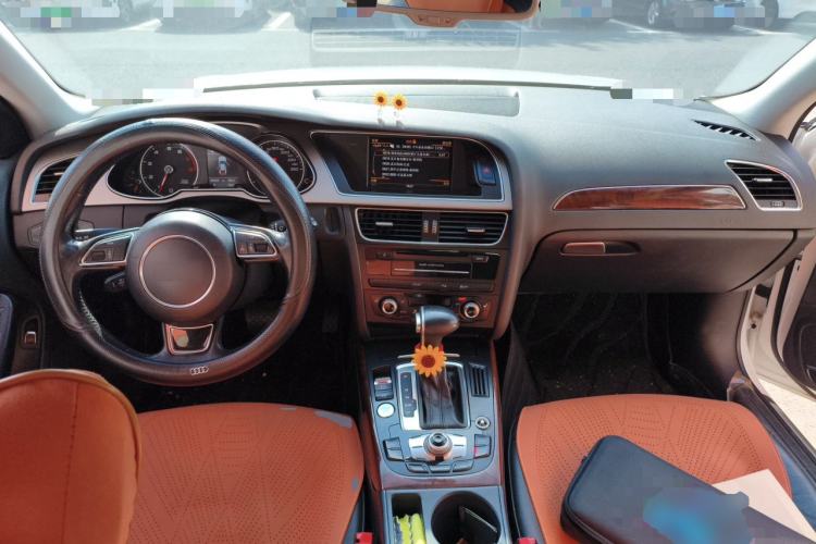 Used Audi A4L 2013 35 TFSI Automatic Technology Edition Center Console
