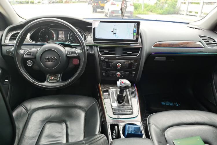 Used Audi A4L 2013 35 TFSI Automatic Comfort Model Center Console