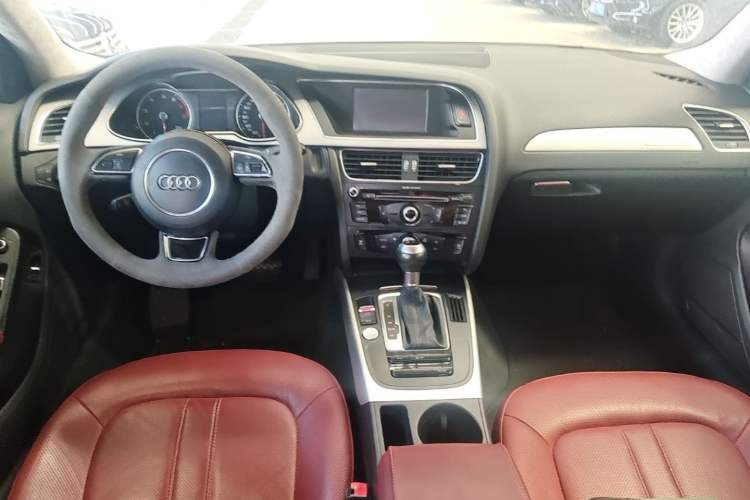 Used Audi A4L 2013 40 TFSI quattro Individual Sport Edition Center Console