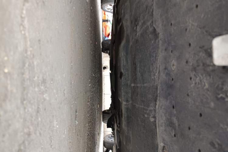 Used Audi A4L 2013 35 TFSI Automatic Standard Model Chassis Front