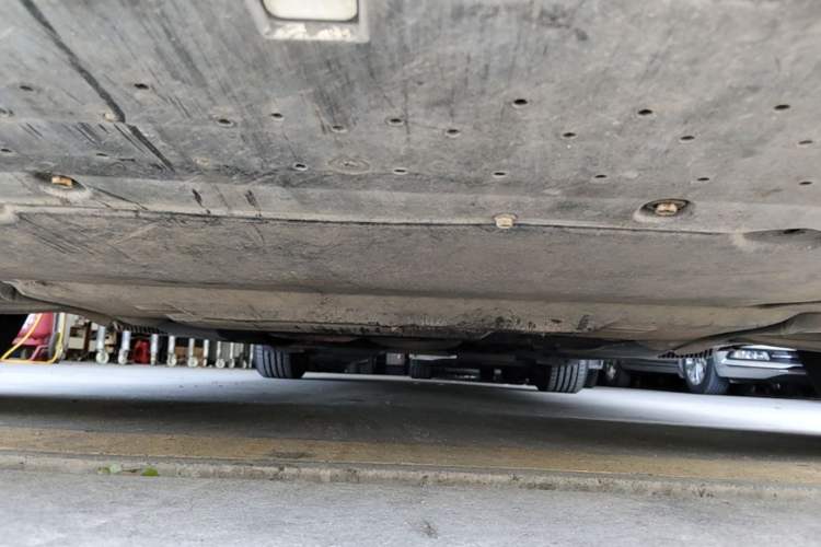 Used Audi A4L 2013 35 TFSI Automatic Standard Model Chassis Front
