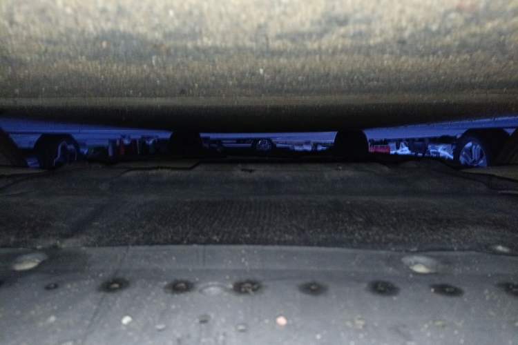 Used Audi A4L 2013 35 TFSI Automatic Standard Model Chassis Front