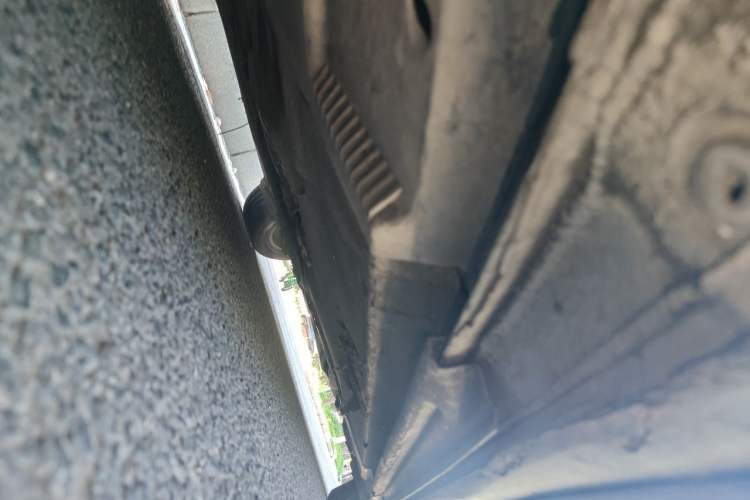 Used Audi A4L 2013 35 TFSI Automatic Standard Model Chassis Front Left