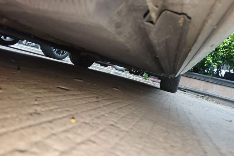 Used Audi A4L 2013 35 TFSI Automatic Comfort Model Chassis Front Left