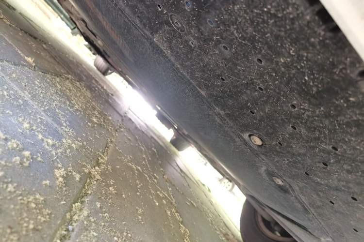 Used Audi A4L 2013 35 TFSI Automatic Standard Model Chassis Front