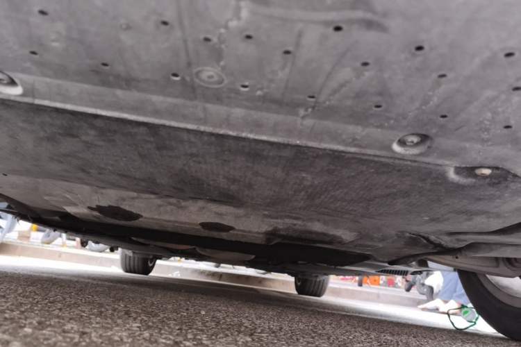 Used Audi A4L 2013 35 TFSI Automatic Standard Model Chassis Front