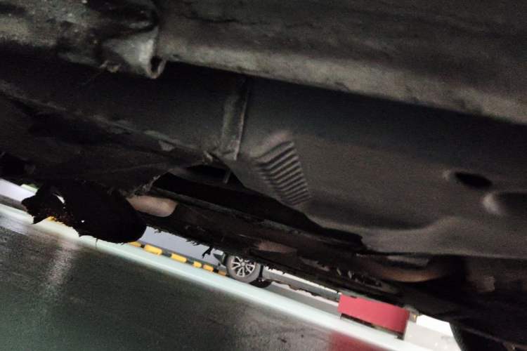 Used Audi A4L 2013 35 TFSI Automatic Standard Model Chassis Front Right
