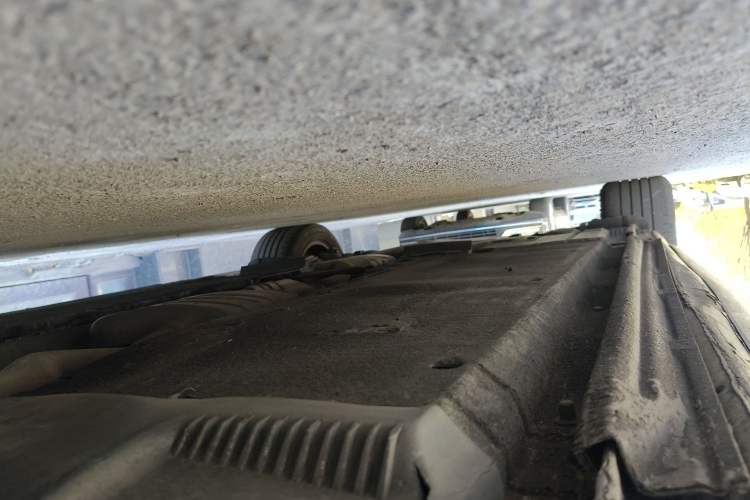 Used Audi A4L 2013 35 TFSI Automatic Standard Model Chassis Front Right