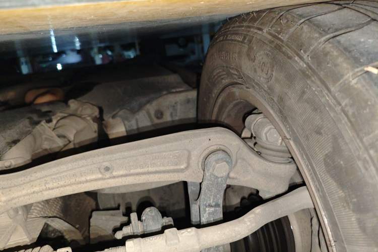 Used Audi A4L 2013 35 TFSI Automatic Standard Model Chassis Front Right