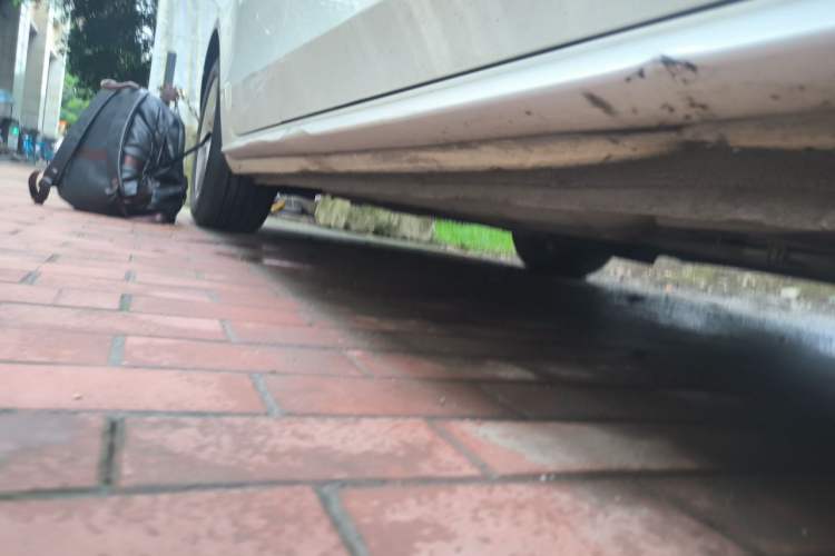 Used Audi A4L 2013 30 TFSI Automatic Comfort Model Chassis Front Right