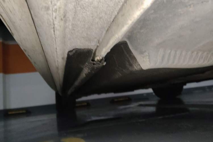 Used Audi A4L 2013 35 TFSI Automatic Standard Model Chassis Front Right
