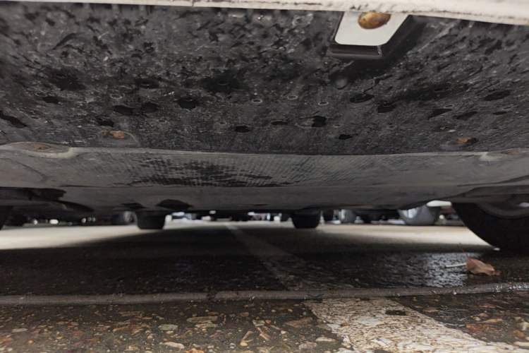 Used Audi A4L 2013 35 TFSI Automatic Standard Model Chassis Front