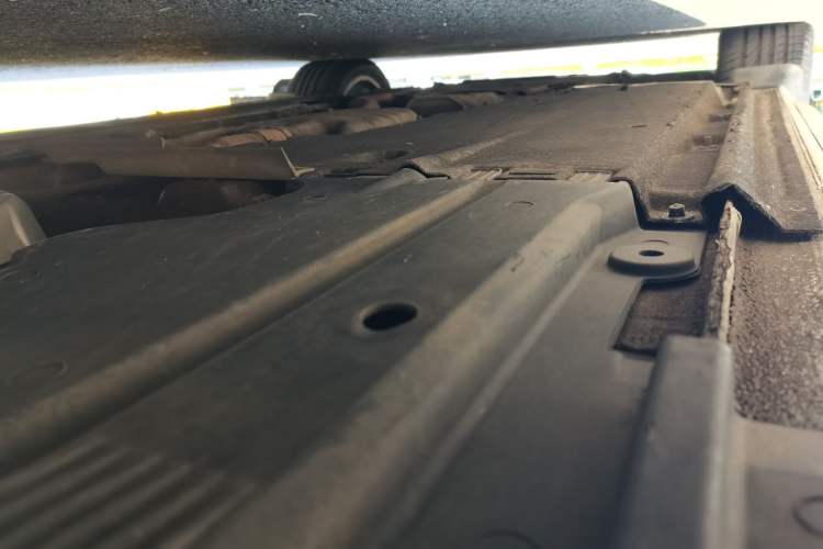 Used Audi A4L 2013 35 TFSI Automatic Standard Model Chassis Rear Left