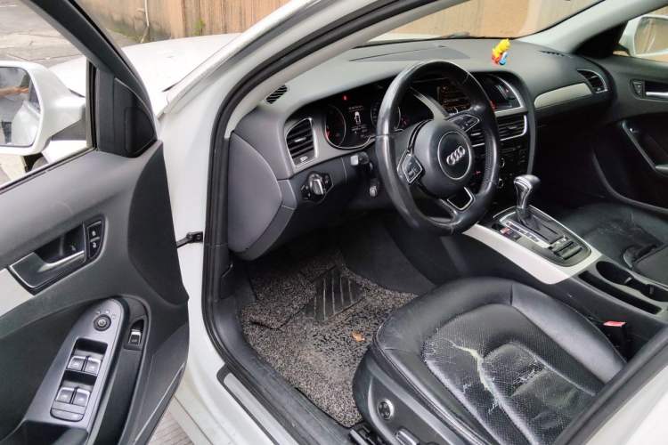 Used Audi A4L 2013 35 TFSI Automatic Standard Model Driver Seat