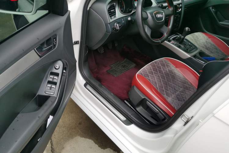 Used Audi A4L 2013 30 TFSI Manual Comfort Model Driver Seat
