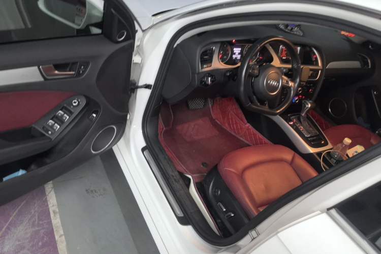 Used Audi A4L 2013 35 TFSI Automatic Standard Model Driver Seat
