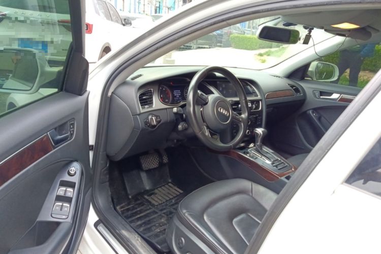 Used Audi A4L 2013 35 TFSI Automatic Comfort Model Driver Seat