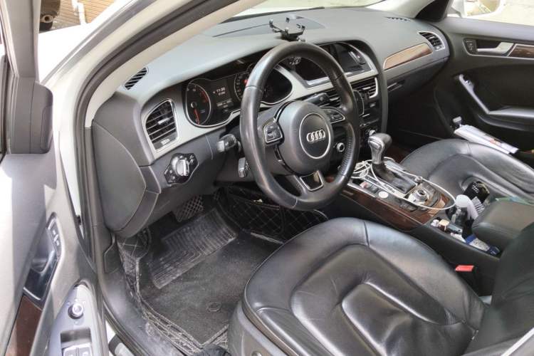 Used Audi A4L 2013 35 TFSI Automatic Technology Edition Driver Seat