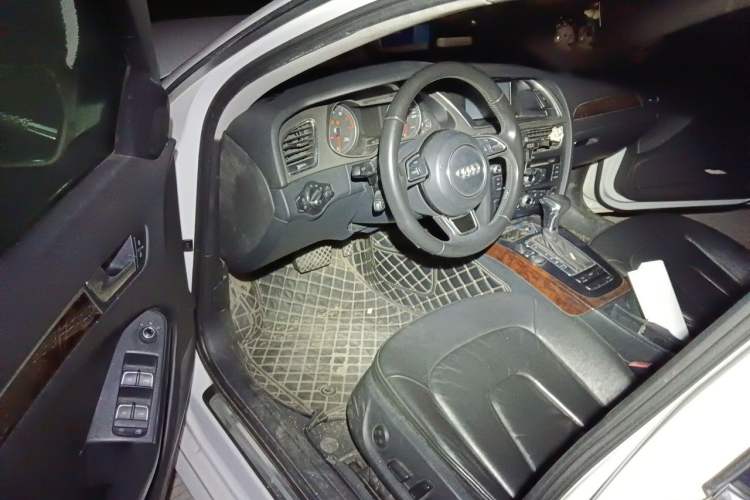 Used Audi A4L 2013 35 TFSI Automatic Standard Model Driver Seat