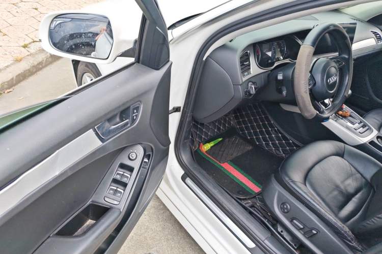 Used Audi A4L 2013 35 TFSI Automatic Standard Model Driver Seat