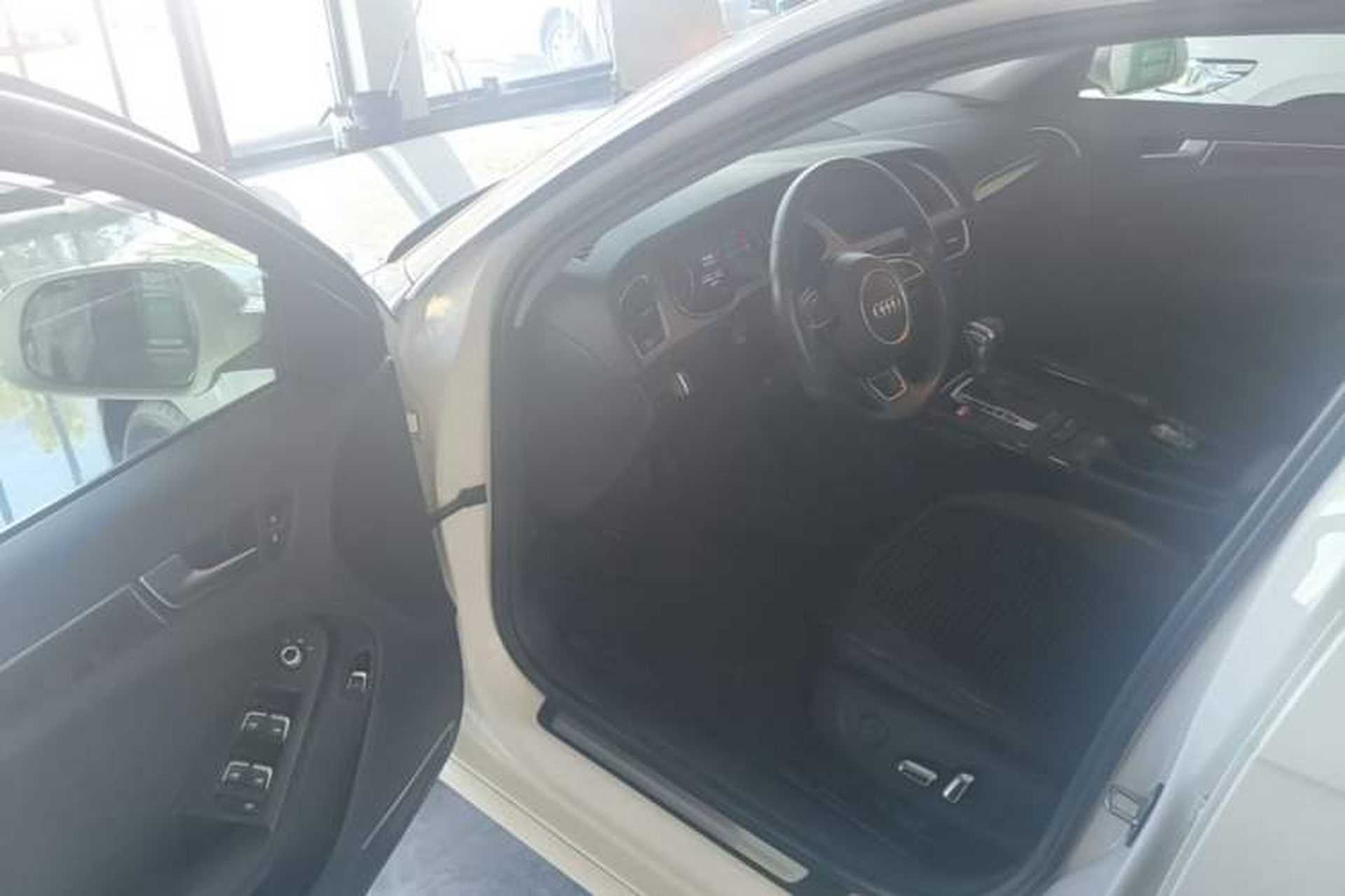 Used Audi A4L 2013 35 TFSI Automatic Comfort Model Driver Seat