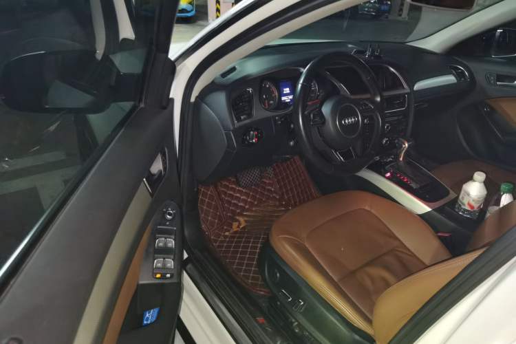 Used Audi A4L 2013 35 TFSI Automatic Standard Model Driver Seat