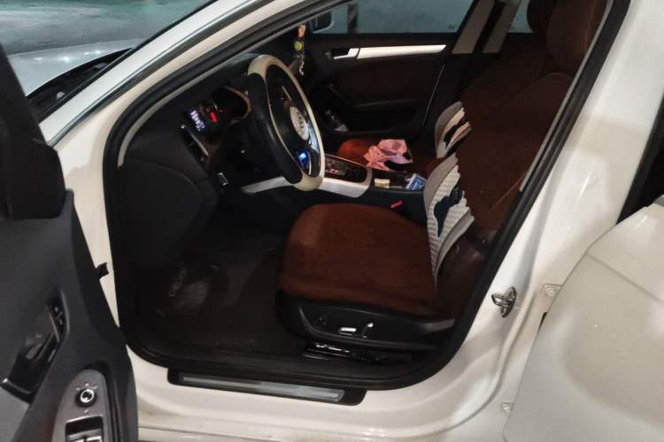 Used Audi A4L 2013 35 TFSI Automatic Standard Model Driver Seat