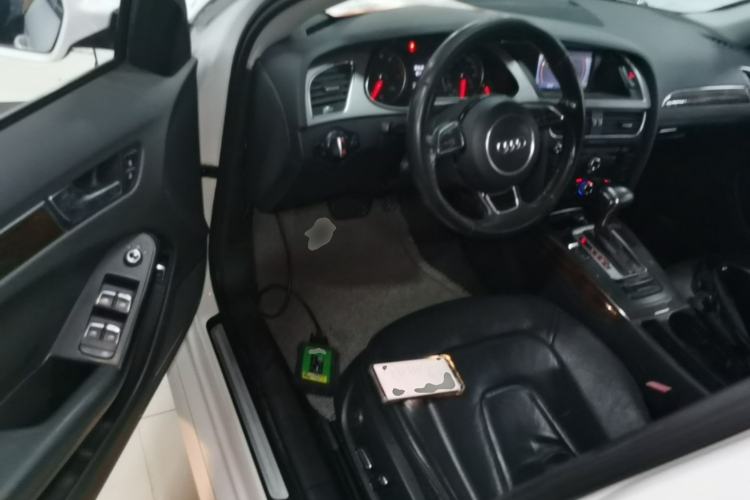 Used Audi A4L 2013 35 TFSI Automatic Comfort Model Driver Seat