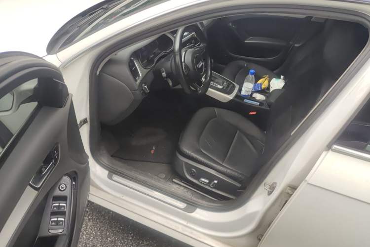 Used Audi A4L 2013 35 TFSI Automatic Standard Model Driver Seat