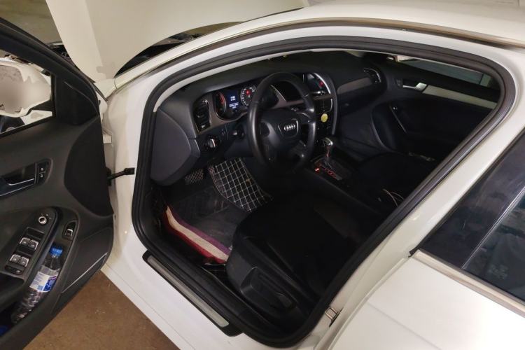 Used Audi A4L 2013 35 TFSI Automatic Standard Model Driver Seat
