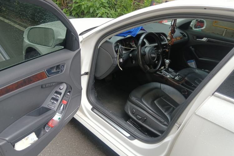 Used Audi A4L 2013 35 TFSI Automatic Technology Edition Driver Seat