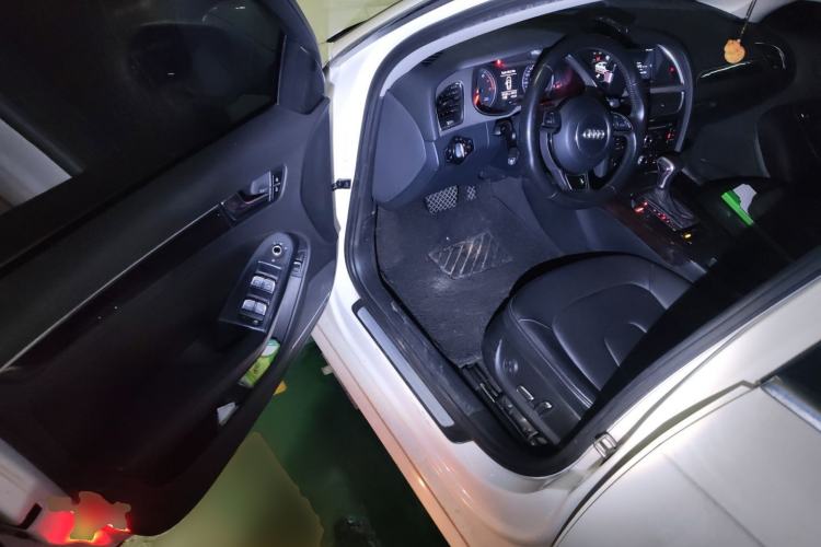 Used Audi A4L 2013 35 TFSI Automatic Standard Model Driver Seat