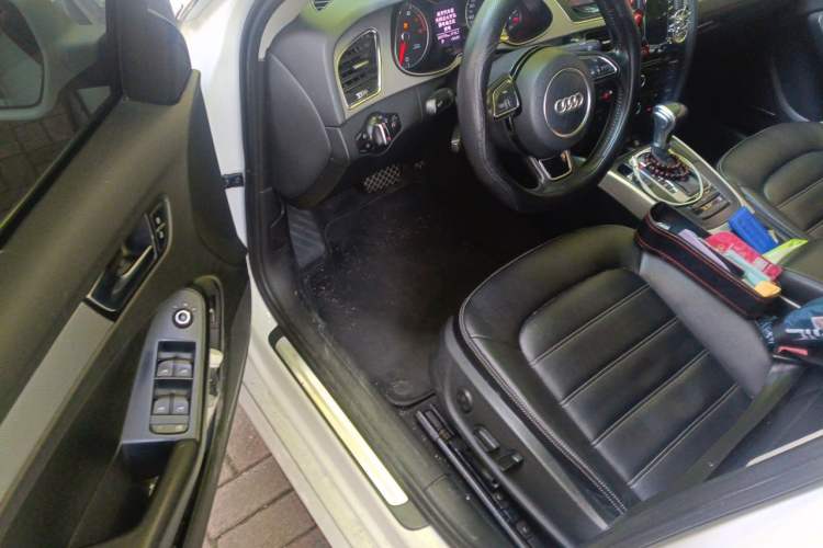 Used Audi A4L 2013 35 TFSI Automatic Standard Model Driver Seat