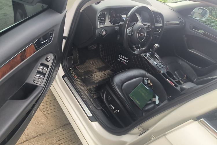 Used Audi A4L 2013 35 TFSI Automatic Standard Model Driver Seat