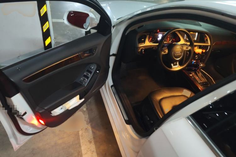Used Audi A4L 2013 35 TFSI Automatic Comfort Model Driver Seat