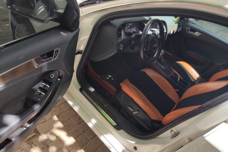 Used Audi A4L 2013 35 TFSI Automatic Comfort Model Driver Seat