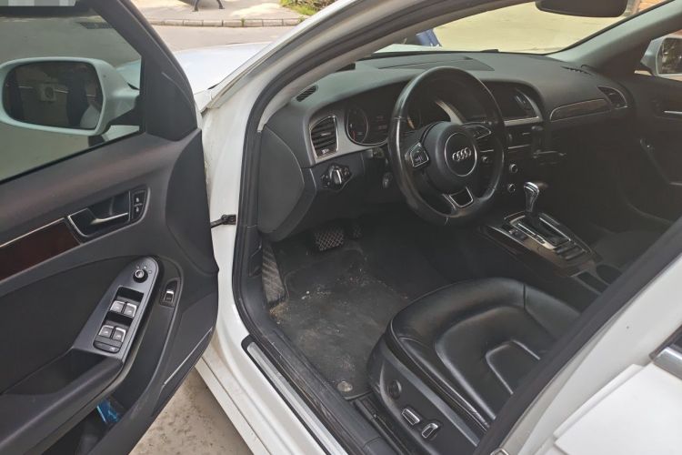 Used Audi A4L 2013 35 TFSI Automatic Comfort Model Driver Seat