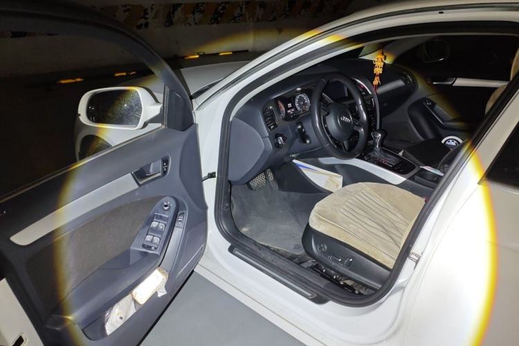 Used Audi A4L 2013 35 TFSI Automatic Standard Model Driver Seat